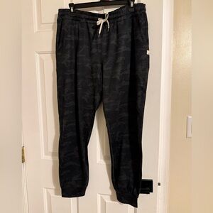 Vuori Dark Charcoal Camo Joggers